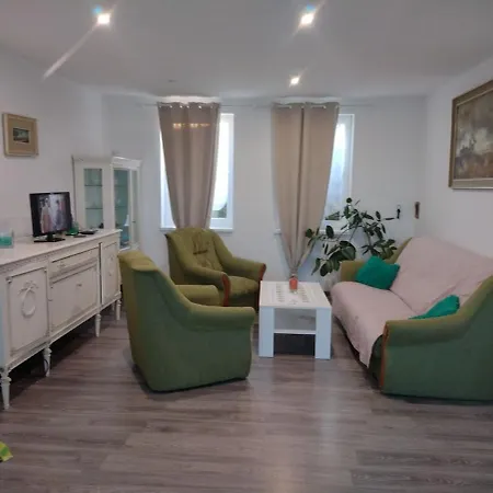Warm & Homely House 20 Km From Bratislava Feriehus *