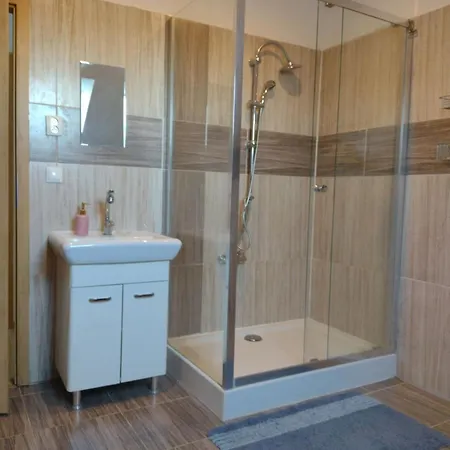 Feriehus Warm & Homely House 20 Km From Bratislava *